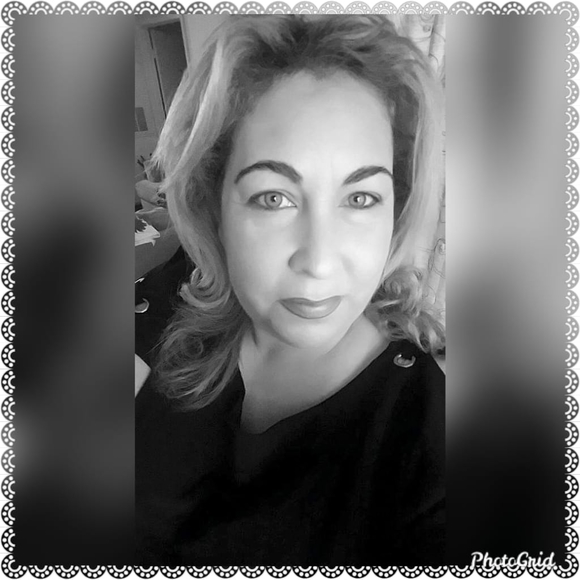 Meet your Posher, Nancy - Picture 1 of 1